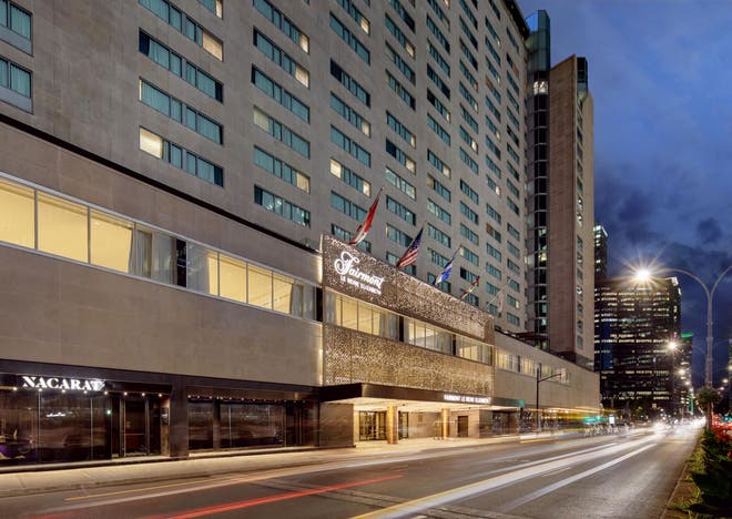 exterior view of -the-fairmont-queen-elizabeth-hotel-montreal-canada-luxury-hotel-review