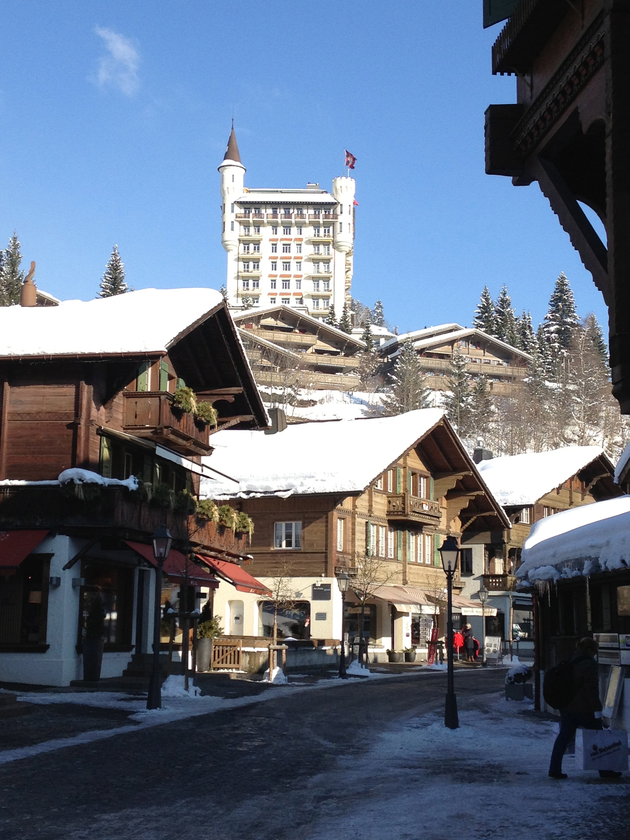 Louis Vuitton opens in Gstaad